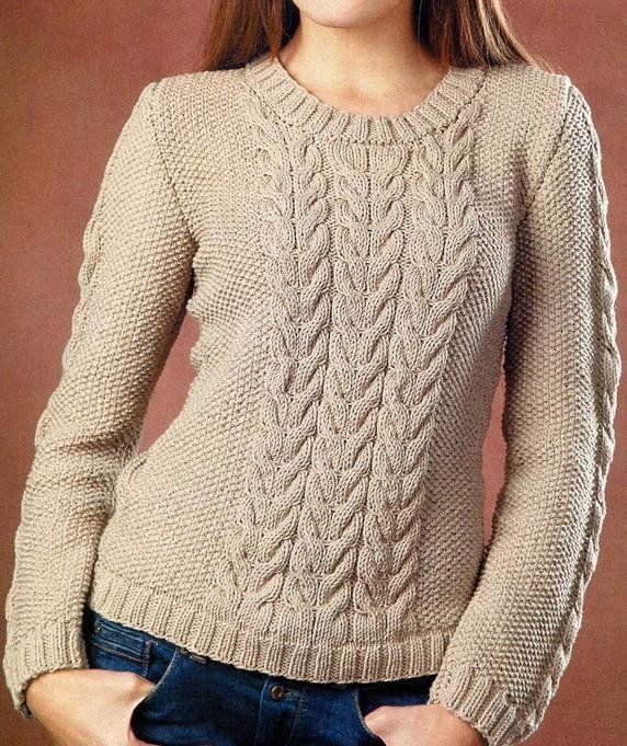 Вязаный пуловер свитер