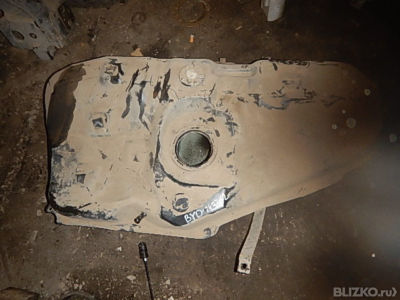 Бензобак byd f3. Пыльник двигателя toyota corolla verso. Бак byd. Топливный бак бад ф3. Byd f3 бензобак артикул.