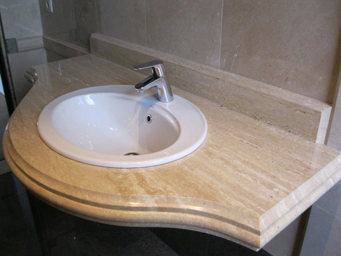 Столешница для ванной комнаты из мрамора