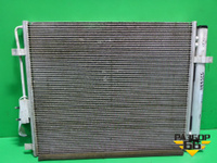 Радиатор кондиционера (976062W000) Hyundai Santa Fe с 2012г