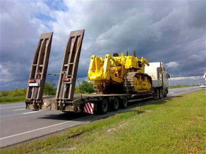 Аренда трала 14 метров для перевозки негабаритных грузов