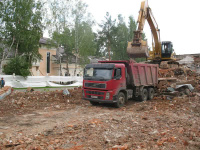 Аренда самосвала 25 т 20 куб.м для вывоза грунта