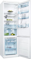 Холодильник Electrolux ENB 38633